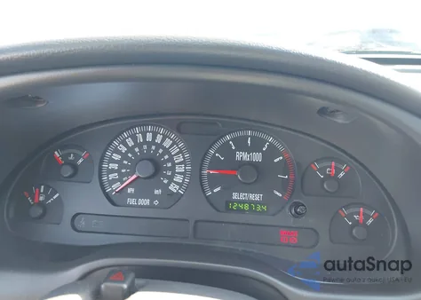 2001 Ford Mustang Gt z USA, uszkodzony, nr VIN 1FAFP42X81F236228